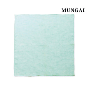 MUNGAI ハンドロールステッチ リネンポケットチーフ カラー：パステルウォーターブルー